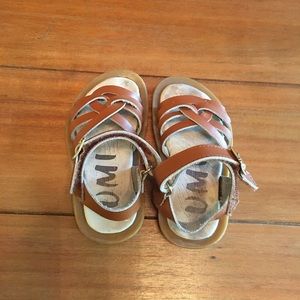UMI boutique leather children’s sandals 5.5